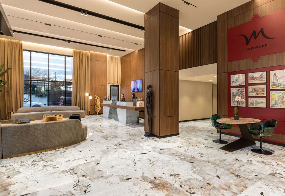4. Mercure ..