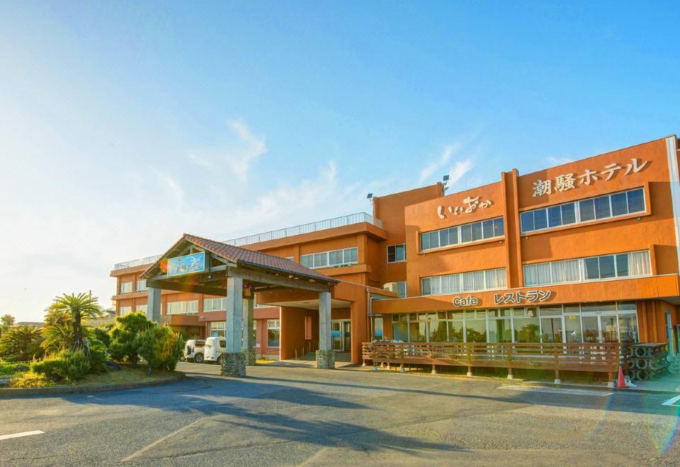 hotel overview picture