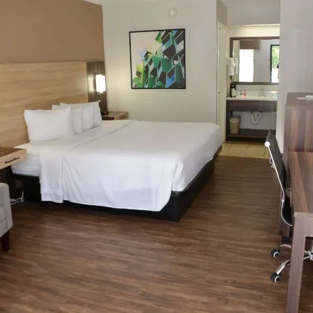 Baymont by Wyndham Santee