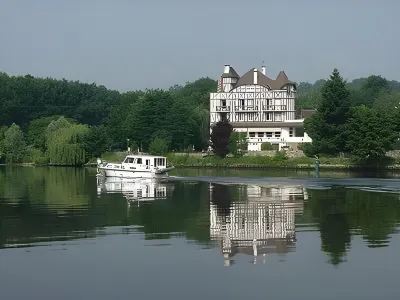 Hostellerie Saint Pierre Hotels in Louviers