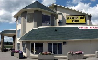 Super 8 by Wyndham Slave Lake AB