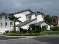 Super 8 by Wyndham Gainesville I-75 Hospital/University Area Hôtels à : Gainesville