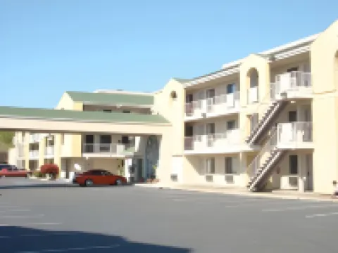 Budget Inn and Suites Stockton Yosemite