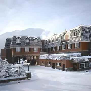 Mount Royal Hotel Hotels near The Whyte