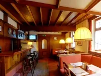 Le Petit Charme-Inn - Frühstück