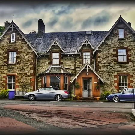 The Hopetoun Arms Hotel