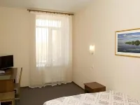 Zarechnaya Hotel