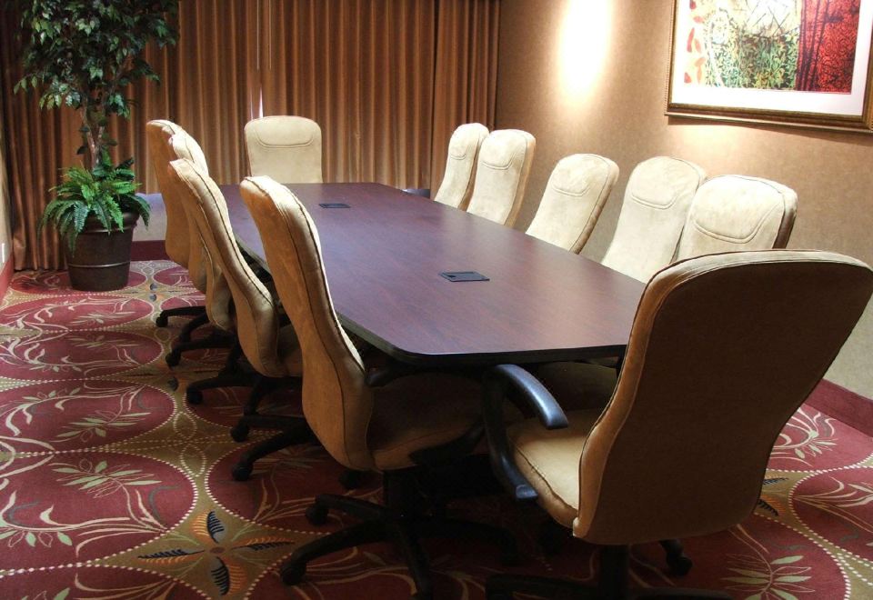 햄프턴 인 트레몬턴 외관