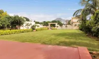 Treebo Premium Royal Amar with Mountain View, 2 Km from Pushkar Lake