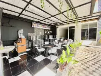 Griya Amanah Jajar Hotels in Laweyan