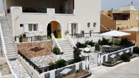 Villa Agas Hotel in zona Santorini Photographer Anna Sulte