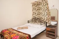 Sai Pradnya Bhakt Niwas Hotel a Dehu Road