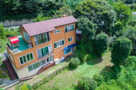 Nonsan Daedunsan Surak Lake Pension (Formerly Sancho House)