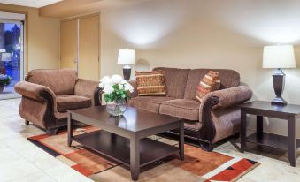 Super 8 by Wyndham Swan River MB