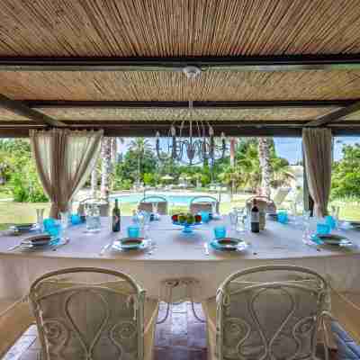 Villa Delle Stelle Dining/Meeting Rooms