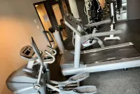 Ramada by Wyndham Ottawa on the Rideau - Gym