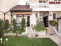 Urban Serviced Apartments Các khách sạn ở Petrovec