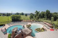 Renaissance Shoals Resort & Spa - Pools