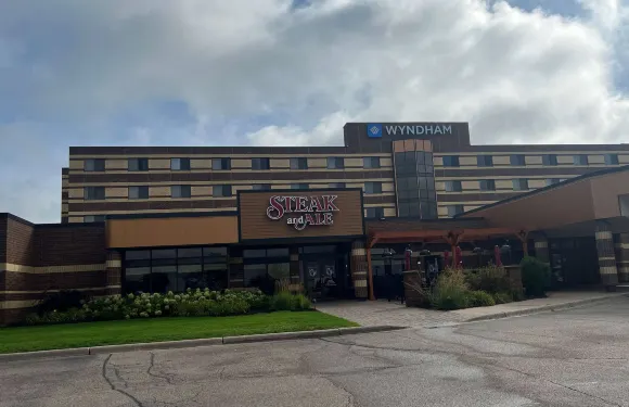 温德姆明尼阿波利斯南/伯恩斯維爾