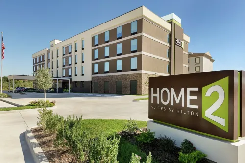 Home2 Suites by Hilton Houston Pearland Hotels in Pearland