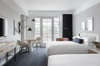 Kimpton the Forum Hotel
