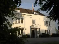 The Bear Esher Hotels in Claygate