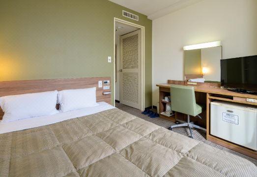 호텔 에코노 후쿠이 스테이션의 깨끗한 객실 내부