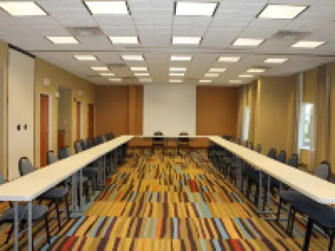 Fairfield Inn & Suites Frankfort Hotels in Frankfort