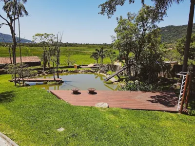 Casa de Vidro Alto Padrão - Hospedar Com Propósito Hotels in der Nähe von Lagoinha do Leste