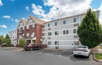 Extended Stay America Suites - Cincinnati - Blue Ash - Reed Hartman