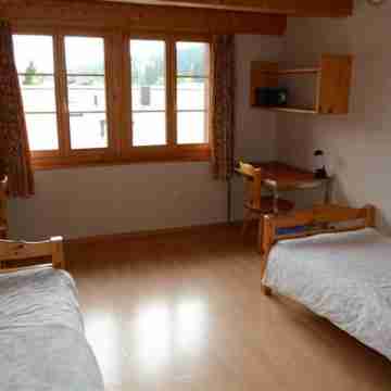 Henry (2. Stock) Rooms