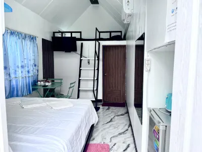 Lablomchomthalay House Hotels in 