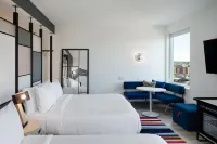 Aloft Columbus University District Hotels in Columbus