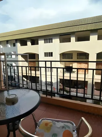 รูปภาพของออเรนจ์ แอนด์ โค