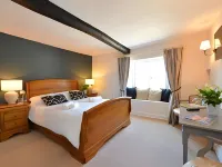 The Bathurst Arms Hotel a Colesbourne
