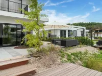 Luxe Villa in Zeewolde with Infrared Sauna Hotel dekat Eemhof Trout Fishing