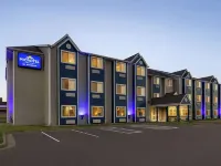 Microtel Inn & Suites by Wyndham New Ulm Hotels in Brown County