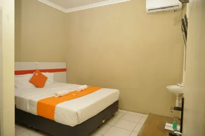 Lucky Hotel by Surya Group Hotel di Kecamatan Purwodadi
