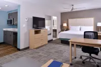 Homewood Suites by Hilton - des Moines Airport Hotels in Norwalk