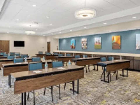 Hampton Inn Suites by Hilton Cincinnati West Hotels in Dent