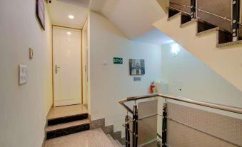 Hotel Kaushal Palace