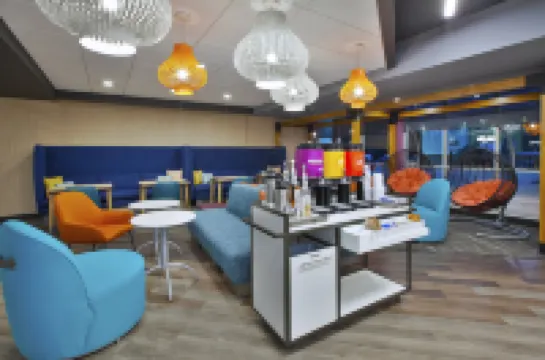 Tru by Hilton Jackson, MI Hoteles en Municipio de Blackman