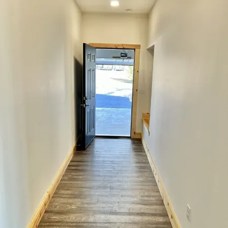 Modern Cabin Facing Canaan Valley Ski Slopes Отели в г. Такер