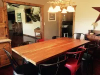 Gorgeous LUXE Lodge 80 Acres cattle Ranch pond Views Close Nat Parks Ski McPhee