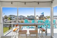 3CooksVacations 'The Sandlot' -Canal Home + Boat Dock in Ocean Isle Beach, NC