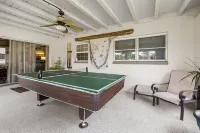 5735 - Cozy home in the heart of the Yacht Club!