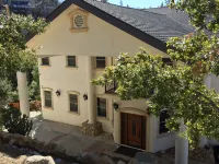 Lake Arrowhead  Private Estate