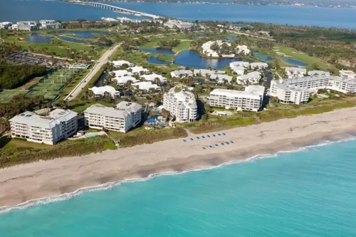 Stunning Oceanfront View 2Br Heated Pool Steps to Beach & Tiki Bar Resort Access