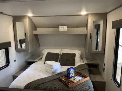 Luxe Mountain Camping with Theater, Hot Tub, Fire Pit & Hiking Trails