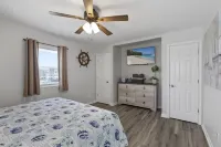 MareBella 2nd row Ocean front with Gorgeous sunrises Hotels in Stump Sound